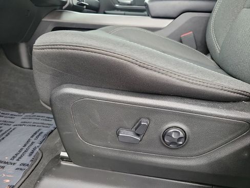 Used 2020 RAM 1500 Big Horn AWD/4WD image 12