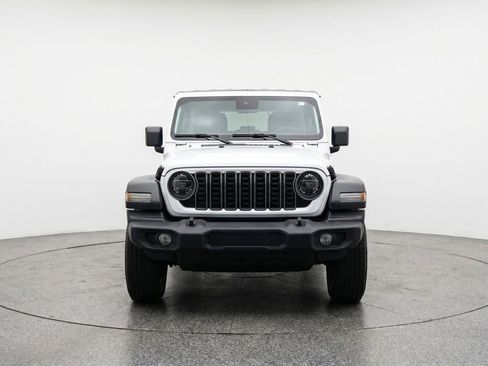Used 2025 Jeep Wrangler Unlimited Sport AWD/4WD image 2