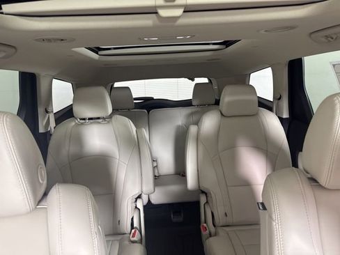 Used 2023 Buick Enclave Premium w/ Experience Buick Package AWD/4WD image 14