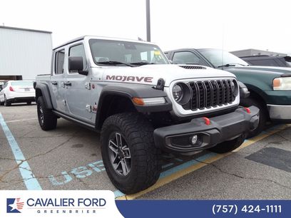 Used 2024 Jeep Gladiator Mojave w/ Technology Group