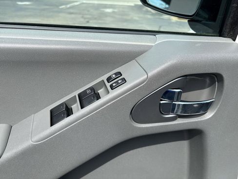 Used 2018 Nissan Frontier SV w/ Value Truck Package image 16