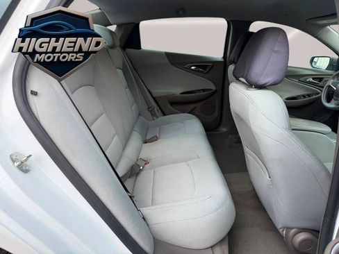 Used 2020 Chevrolet Malibu LS FWD image 19