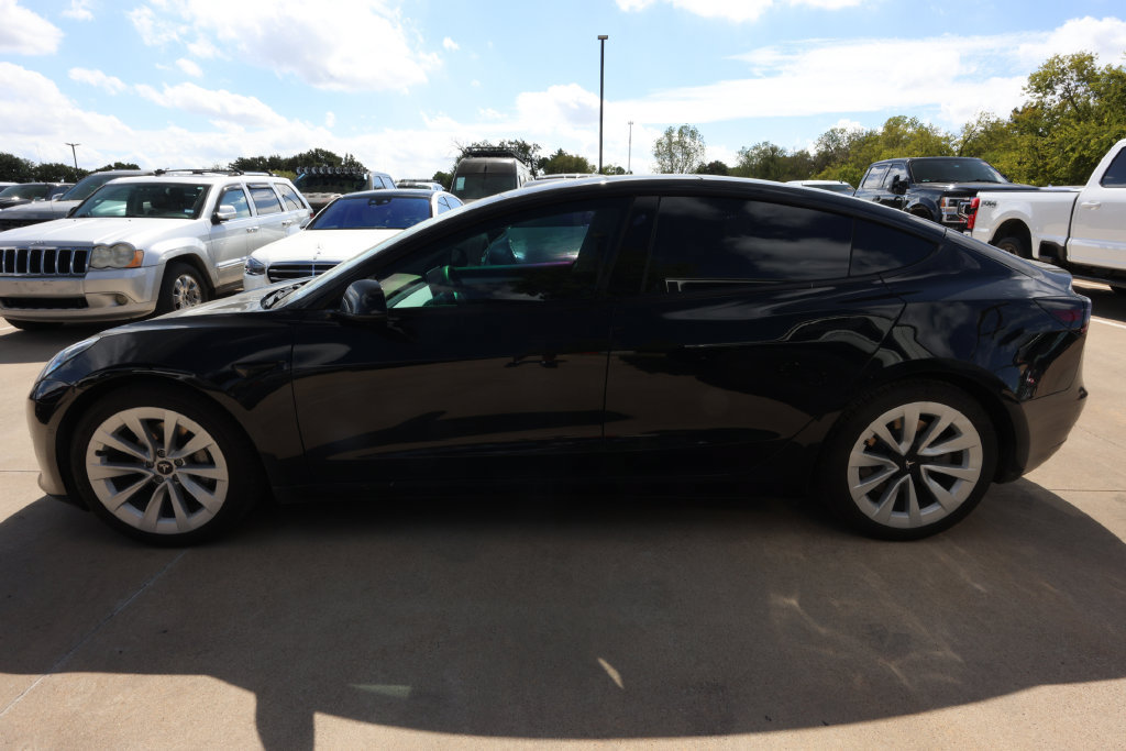 Used 2021 Tesla Model 3 Standard Range Plus RWD image 8