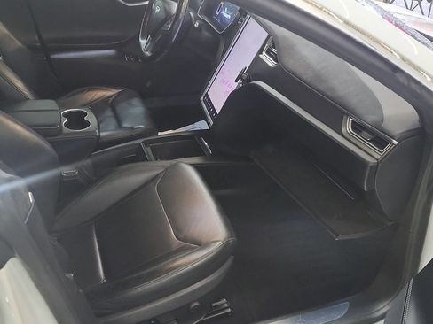 Used 2016 Tesla Model S 85D image 9