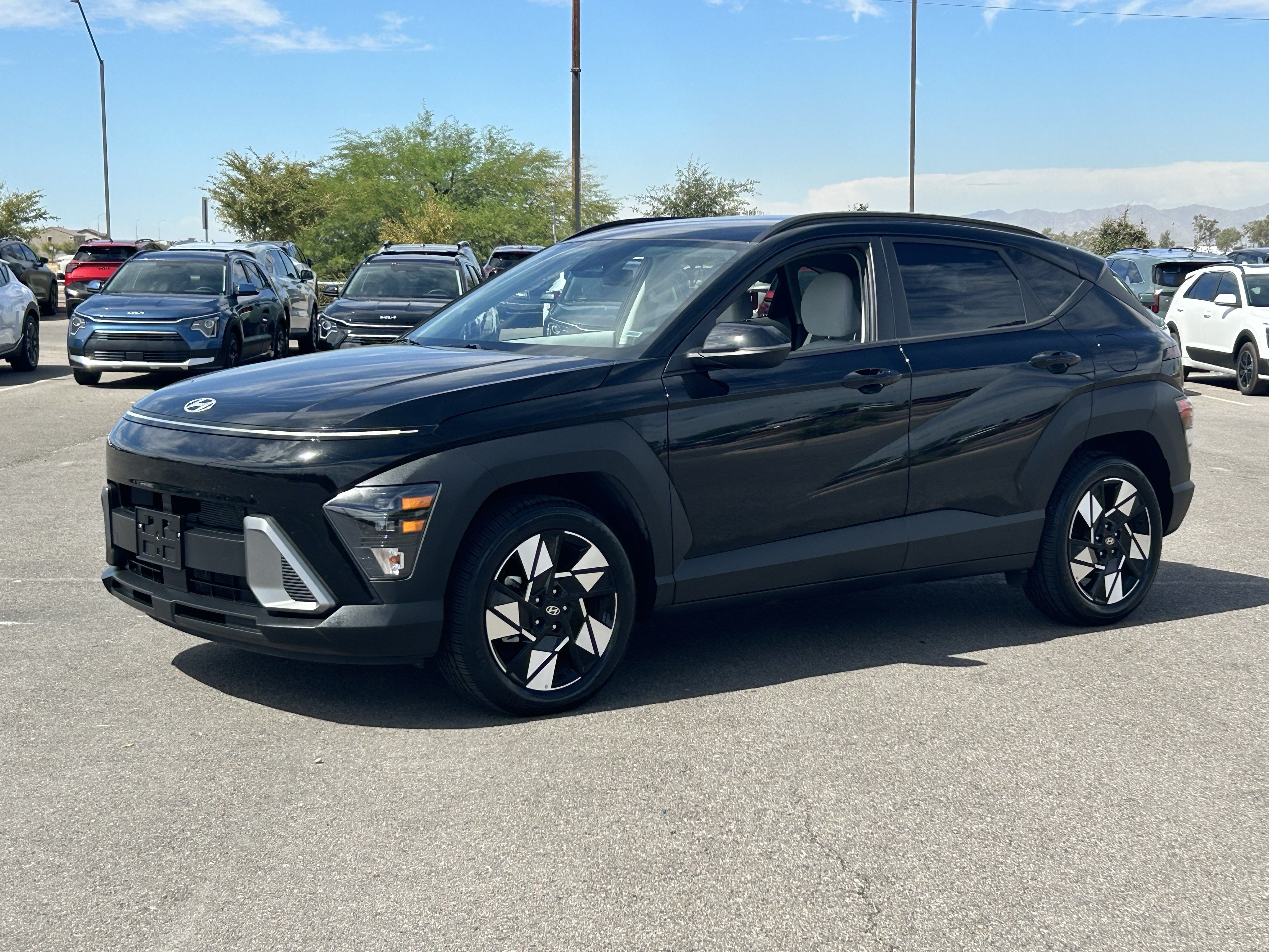 Used 2025 Hyundai Kona SEL FWD image 34