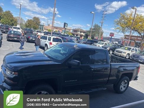 Used 2018 Chevrolet Silverado 1500 LT w/ All Star Edition AWD/4WD image 4