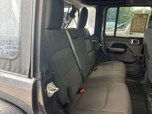 Certified 2021 Jeep Wrangler Unlimited Sport image 28