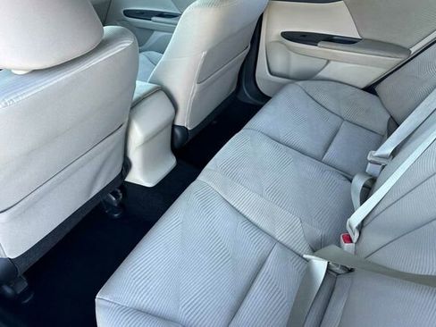 Used 2017 Honda Accord LX image 12