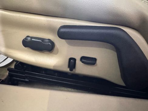 Used 2009 Chevrolet Corvette Convertible w/ Preferred Equipment Group image 14