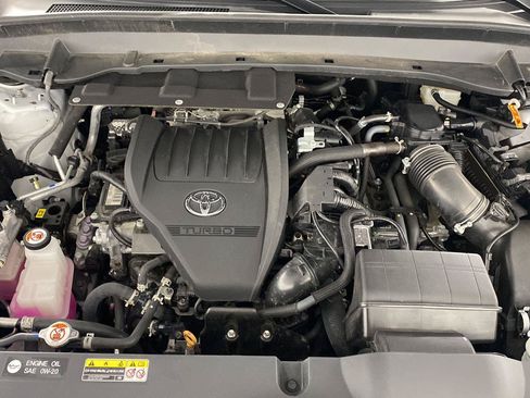 Used 2025 Toyota Grand Highlander AWD Hybrid image 22