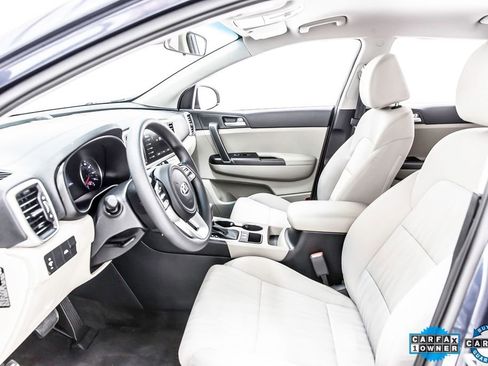 Used 2022 Kia Sportage LX image 25
