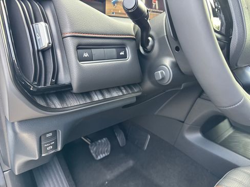 New 2026 Nissan Armada PRO-4X AWD/4WD image 14