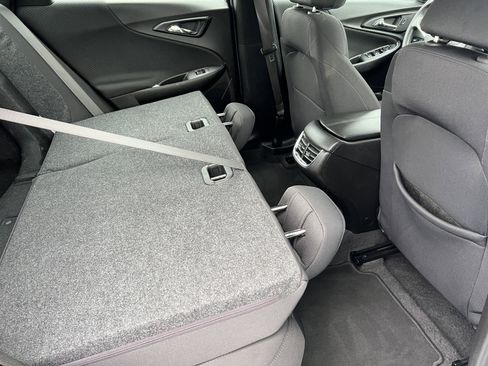 Used 2025 Chevrolet Malibu LT image 21