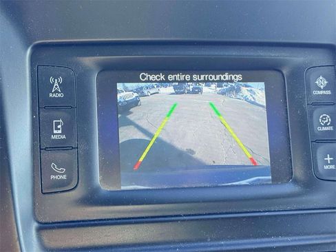 Used 2016 Chrysler 200 Limited image 18