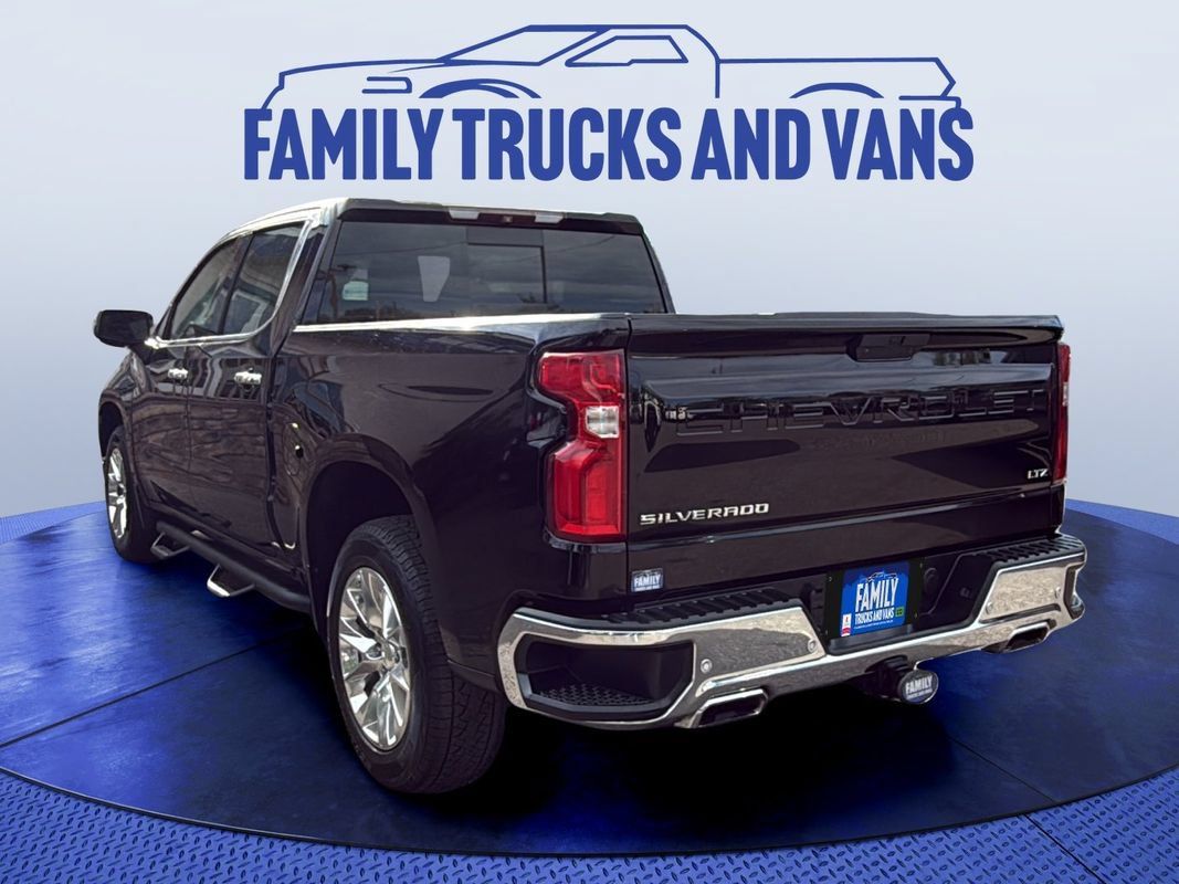 Used 2019 Chevrolet Silverado 1500 LTZ AWD/4WD image 3
