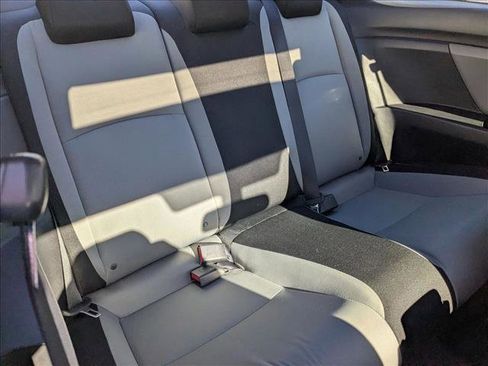 Used 2017 Honda Civic EX-T image 19