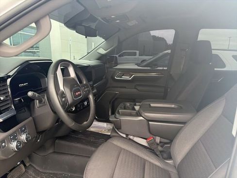 Used 2024 GMC Sierra 1500 Elevation w/ X31 Off-Road Package image 13