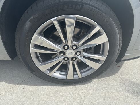 Used 2023 Cadillac XT6 Premium Luxury AWD/4WD image 11