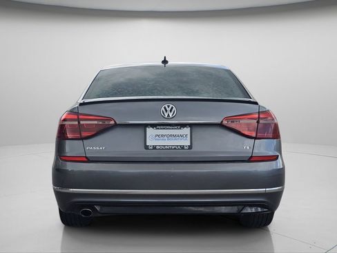 Used 2017 Volkswagen Passat 1.8T R-Line FWD image 21