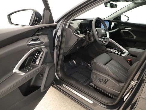 New 2025 Audi Q5 Premium Plus image 14