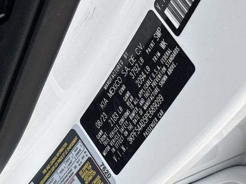 Used 2023 Kia Forte GT-Line w/ GT-Line Technology Package FWD image 32