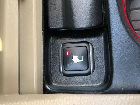 Used 2014 Mercedes-Benz GL 450 4MATIC image 31