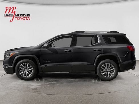 Used 2018 GMC Acadia SLT FWD image 4