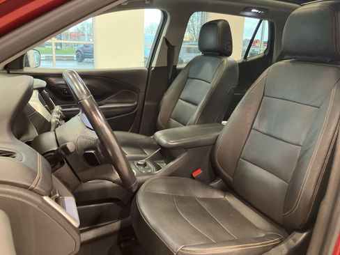 Used 2020 GMC Terrain SLT w/ Preferred Package image 12