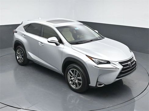 Used 2015 Lexus NX 200t FWD image 38