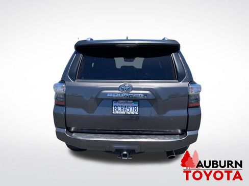Used 2018 Toyota 4Runner SR5 Premium AWD/4WD image 6