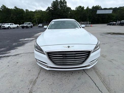 Used 2018 Genesis G80 3.8 RWD image 3