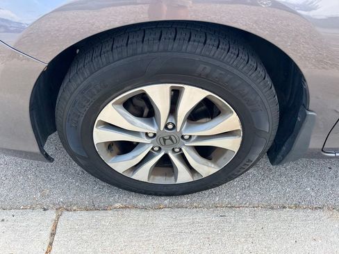 Used 2015 Honda Accord LX image 11