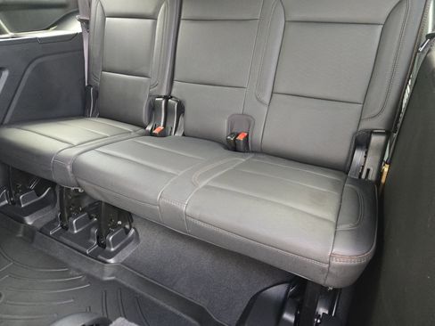 Used 2022 Chevrolet Tahoe High Country AWD/4WD image 33