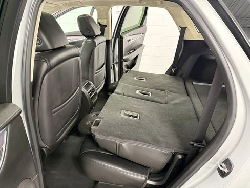 Used 2017 Cadillac XT5 Luxury w/ LPO, Wheel Lock Package image 14