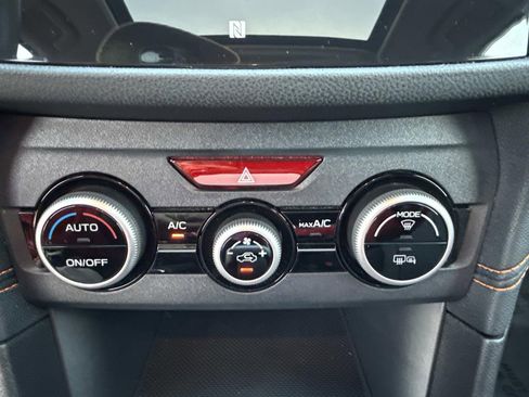 Used 2023 Subaru Crosstrek 2.5i Limited w/ Moonroof Package image 33