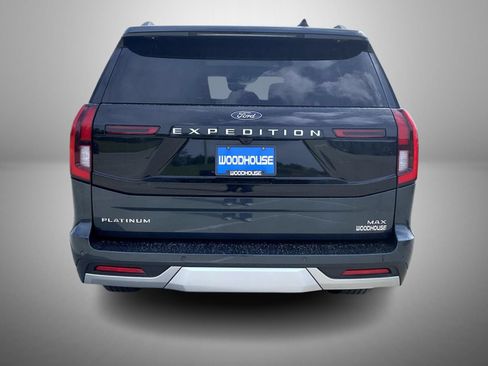 Used 2025 Ford Expedition Max Platinum AWD/4WD image 6