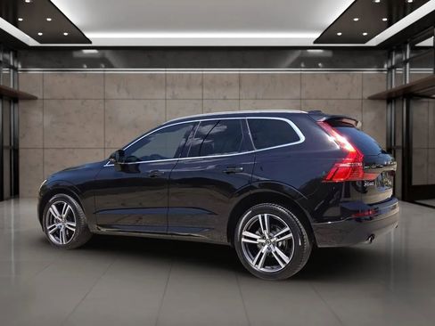 Used 2020 Volvo XC60 T5 Momentum FWD image 3