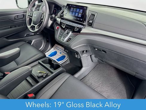 Used 2025 Honda Odyssey Sport-L image 40