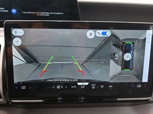 New 2025 Ford Expedition Active image 12