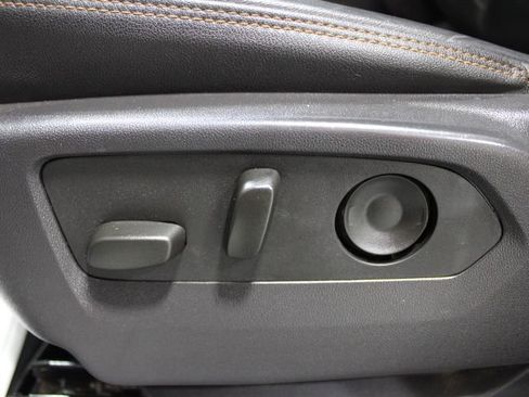 Used 2024 GMC Sierra 1500 AT4 w/ Technology Package image 21