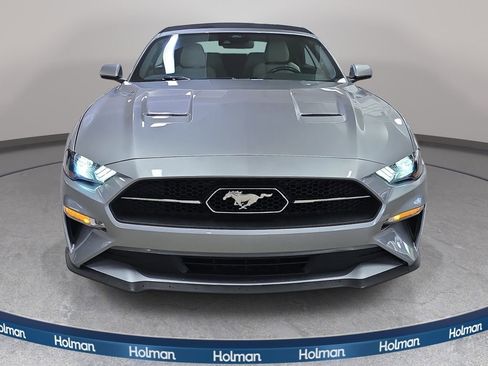 Used 2021 Ford Mustang Premium w/ Pony Package RWD image 3