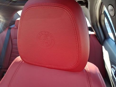 New 2025 Alfa Romeo Giulia w/ Veloce Package Rwd image 15