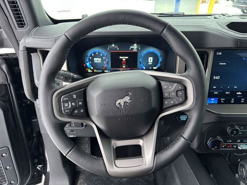 New 2025 Ford Bronco Outer Banks image 24