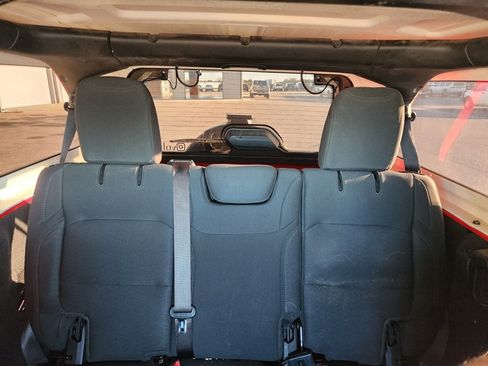 Used 2020 Jeep Wrangler Unlimited Sport S image 18