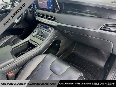 Used 2020 Hyundai Palisade Limited FWD image 32