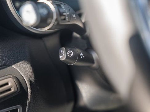 Used 2022 Mercedes-Benz GLC 300 4MATIC image 41