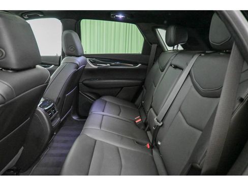 Used 2024 Cadillac XT5 Premium Luxury w/ Technology Package image 20