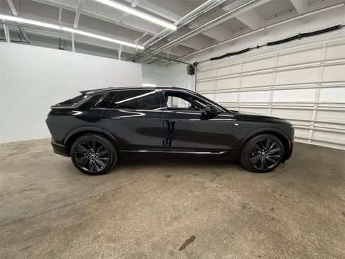 Used 2024 Cadillac Lyriq Sport w/ Nappa Leather Package image 7