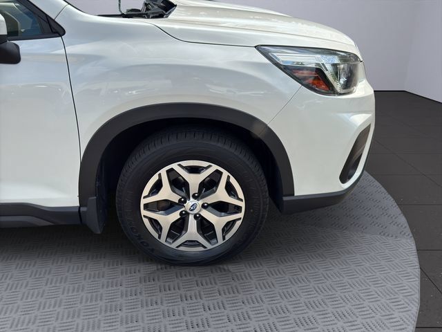 Used 2019 Subaru Forester Premium AWD/4WD image 28