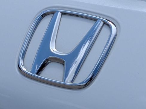 Used 2024 Honda HR-V LX image 12